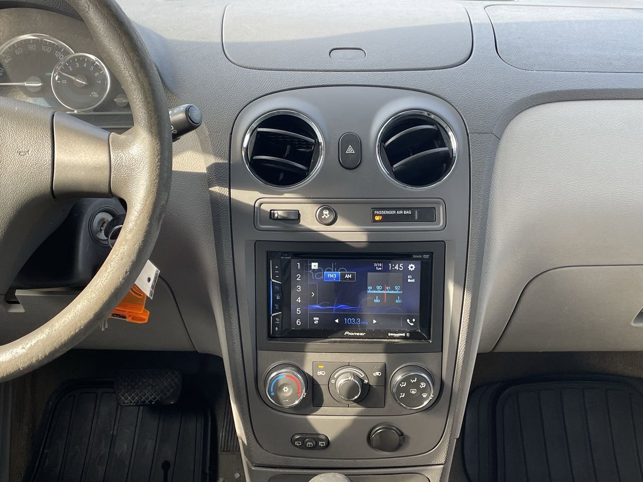 Thumbnail: 2010 Chevrolet HHR - 13