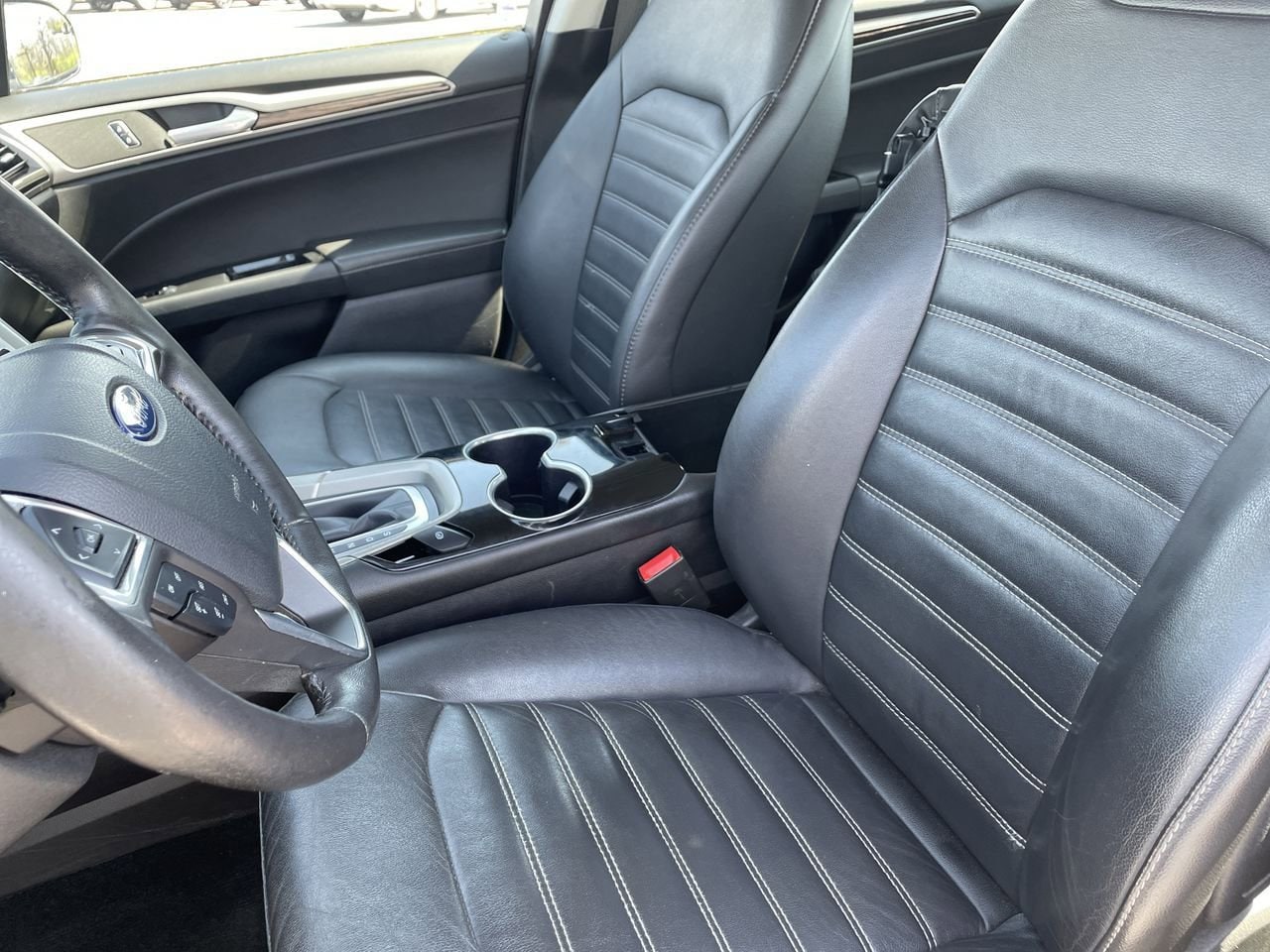 Thumbnail: 2016 Ford Fusion - 12