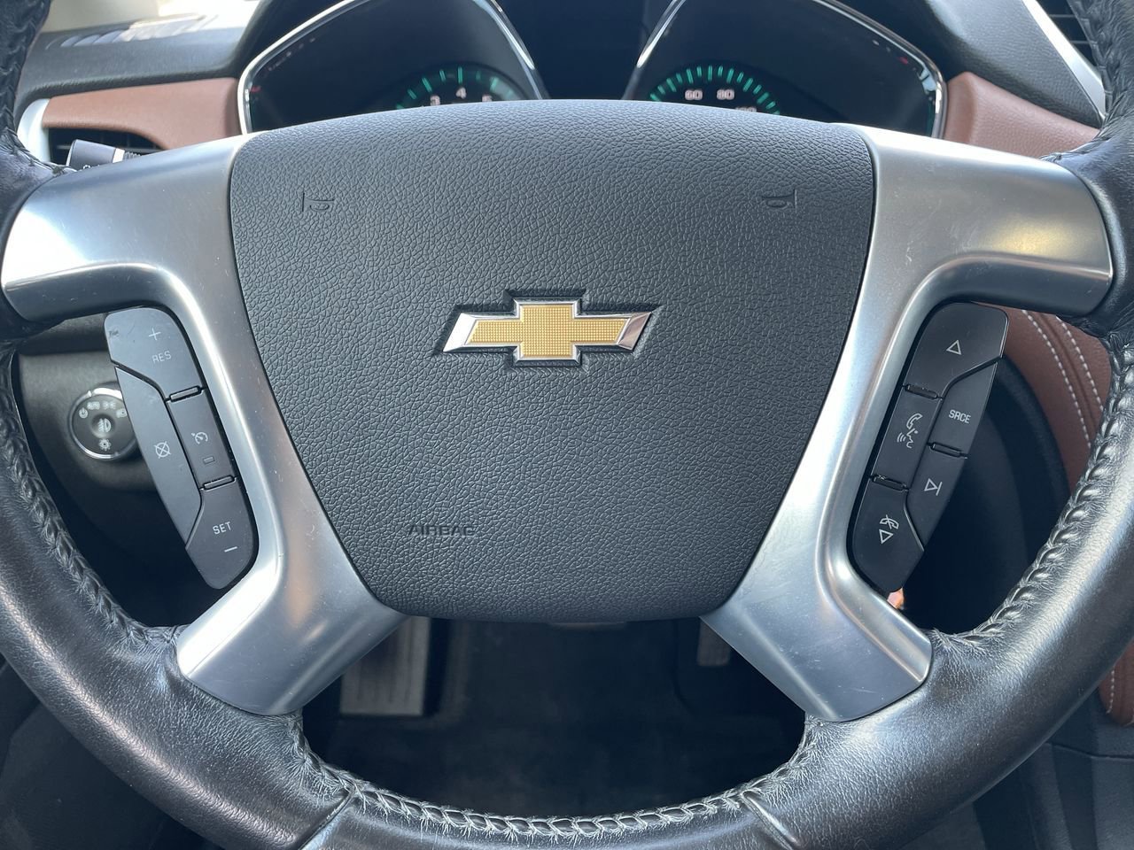 Thumbnail: 2016 Chevrolet Traverse - 10