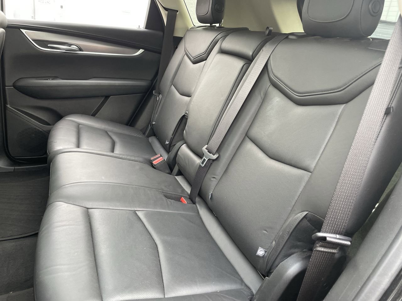 Thumbnail: 2019 Cadillac XT5 - 19