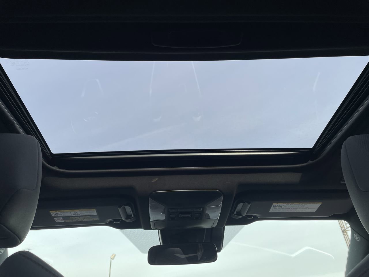 Thumbnail: 2023 Toyota RAV4 - 21