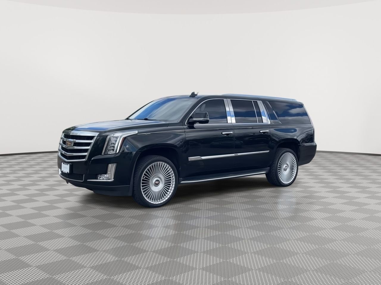 Thumbnail: 2016 Cadillac Escalade - 4