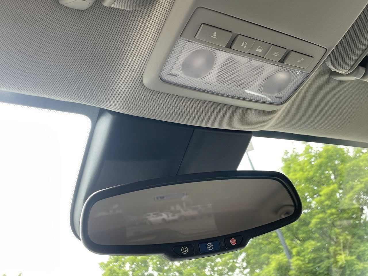 Thumbnail: 2016 Buick Encore - 35