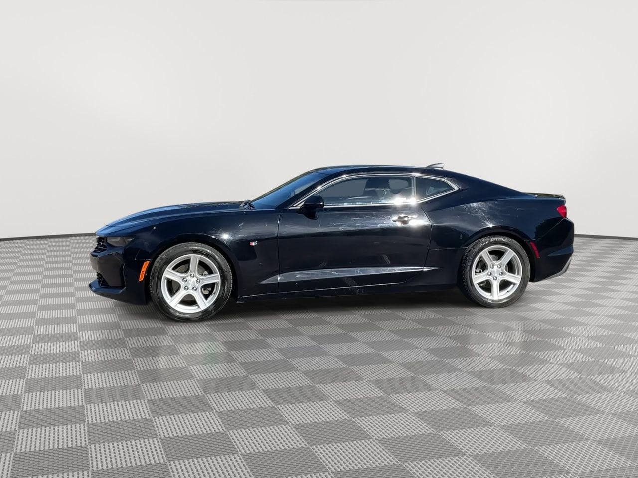Thumbnail: 2020 Chevrolet Camaro - 5