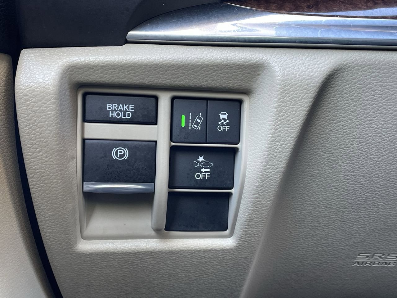 Thumbnail: 2017 Acura MDX - 30