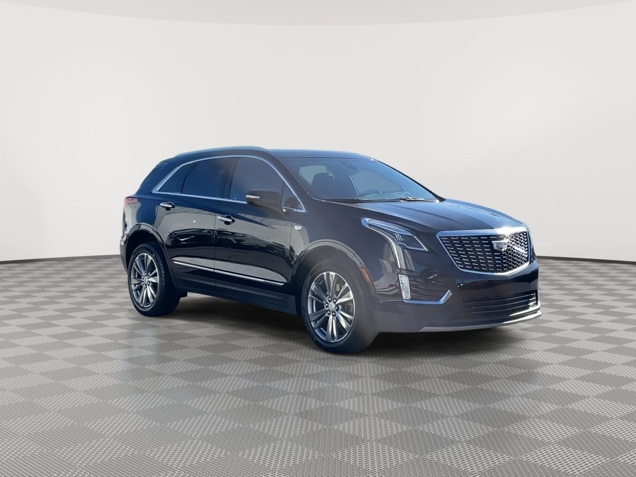 Thumbnail: 2024 Cadillac XT5 - 2