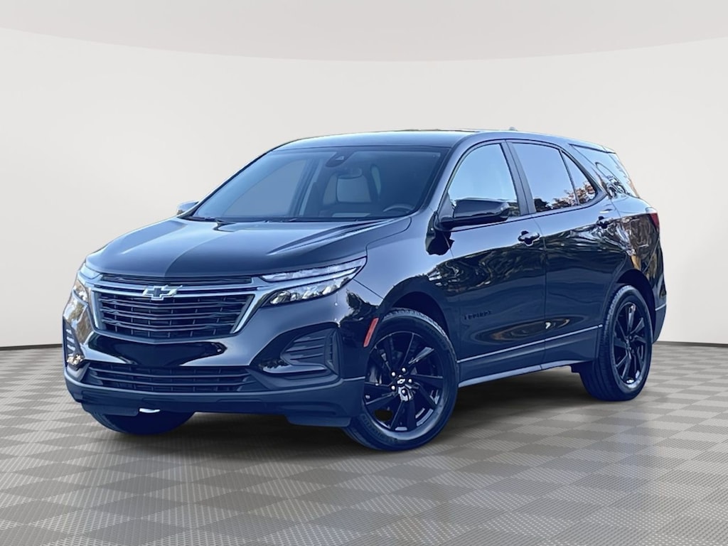 Used 2023 Chevrolet Equinox LS SUV