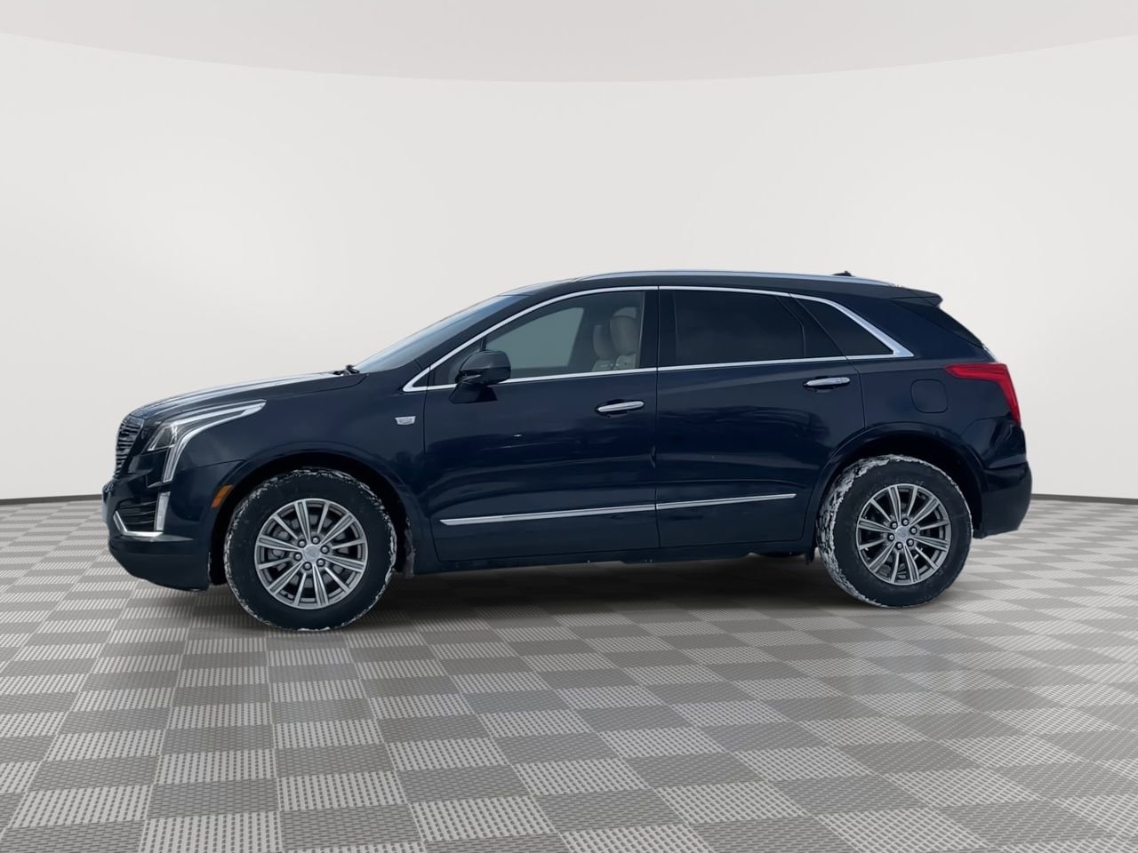 Thumbnail: 2017 Cadillac XT5 - 5