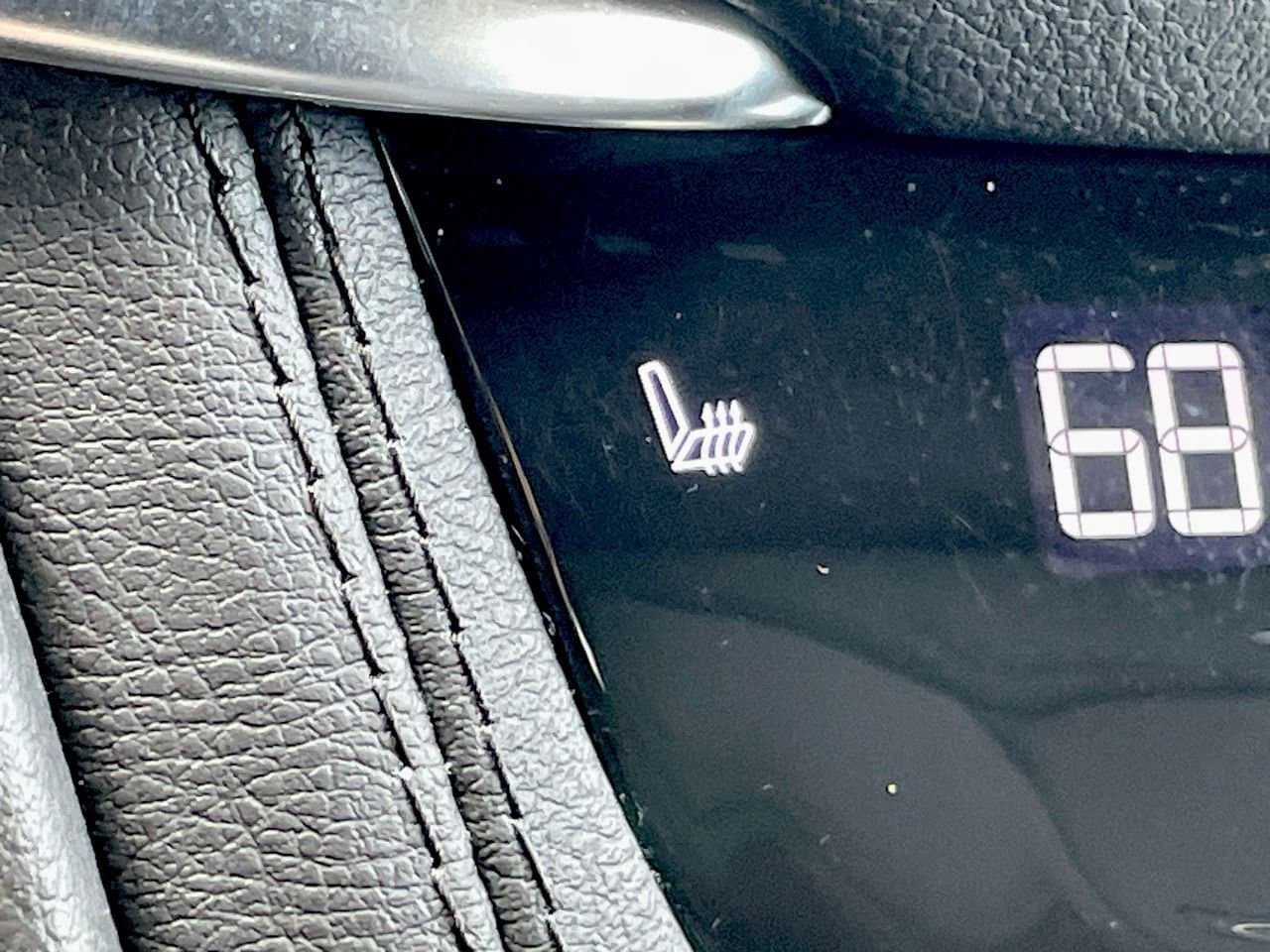 Thumbnail: 2023 Cadillac XT5 - 21