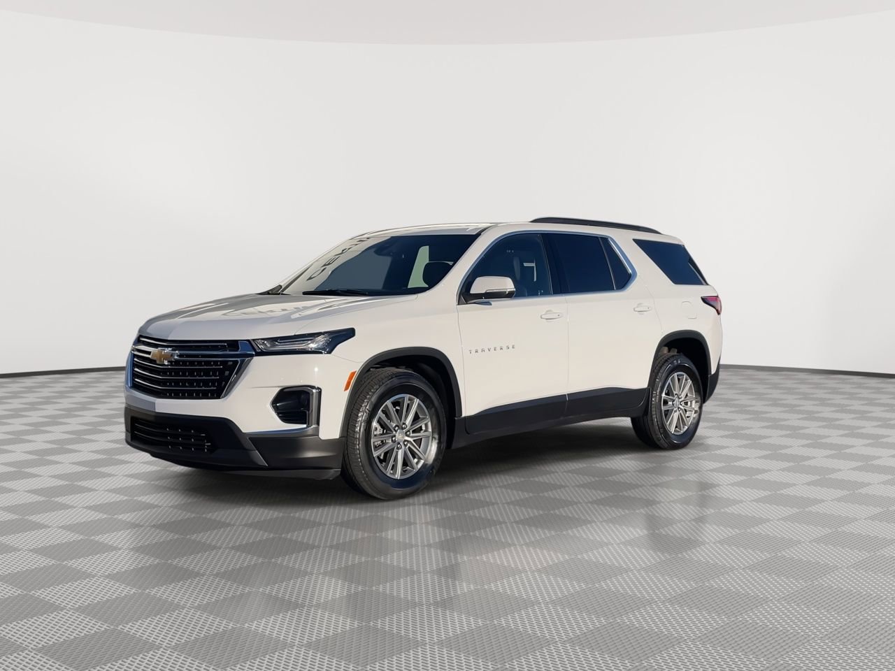 Thumbnail: 2023 Chevrolet Traverse - 4