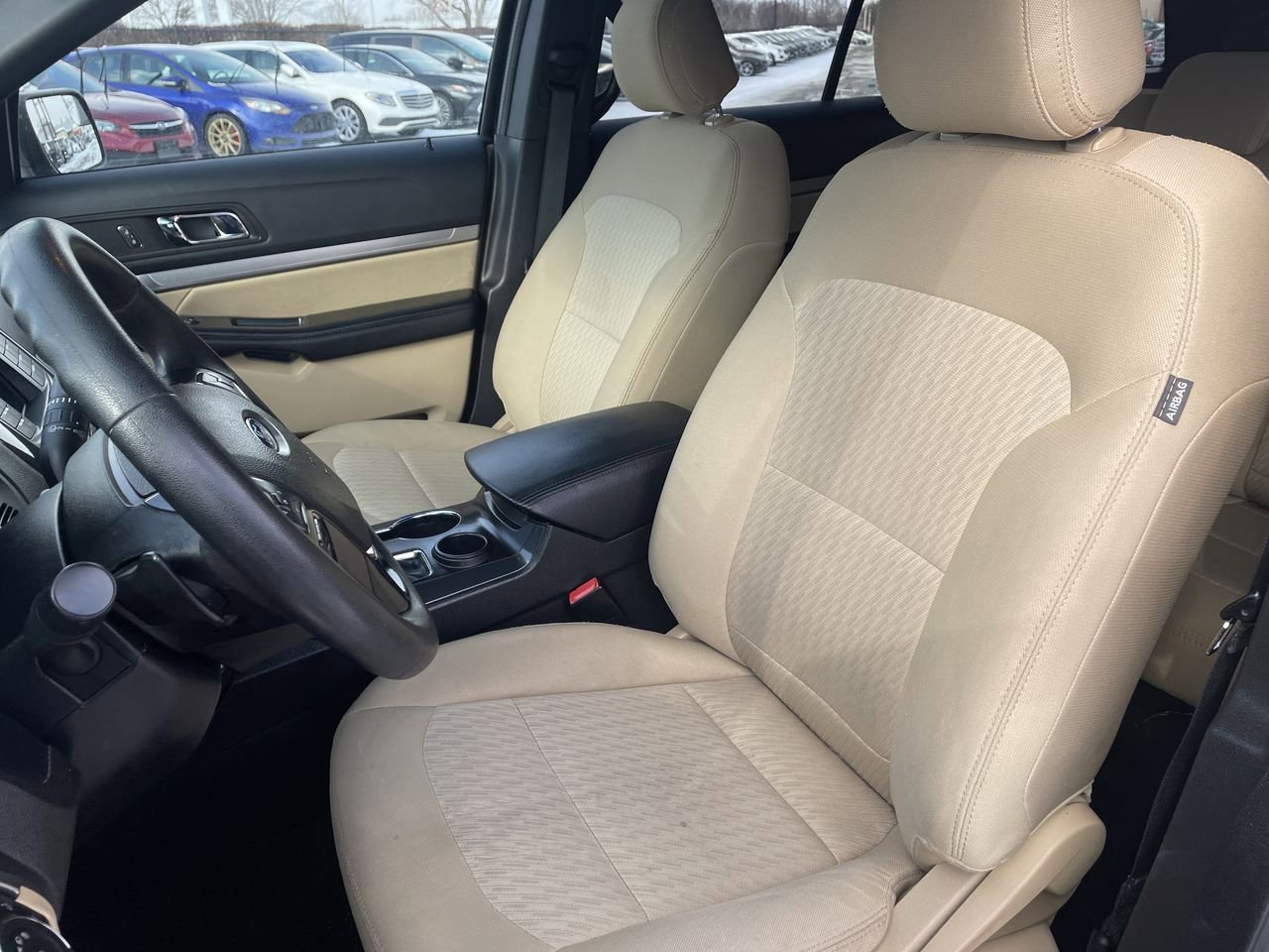 Thumbnail: 2016 Ford Explorer - 12