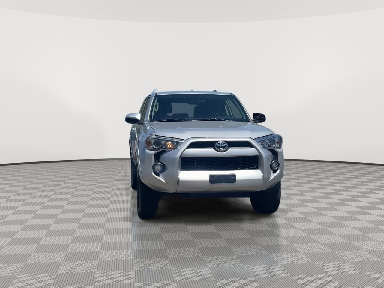 Thumbnail: 2014 Toyota 4Runner - 3