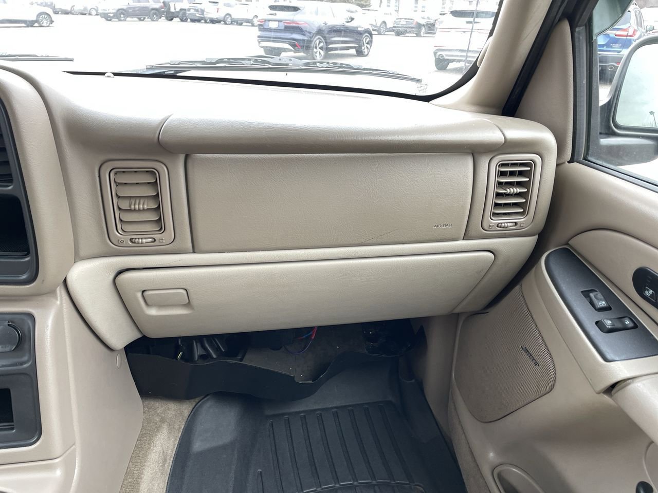 Thumbnail: 2005 Chevrolet Suburban - 16