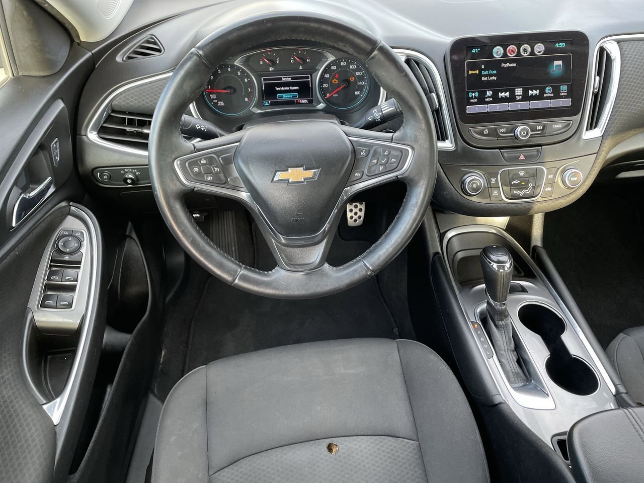 Thumbnail: 2016 Chevrolet Malibu - 11