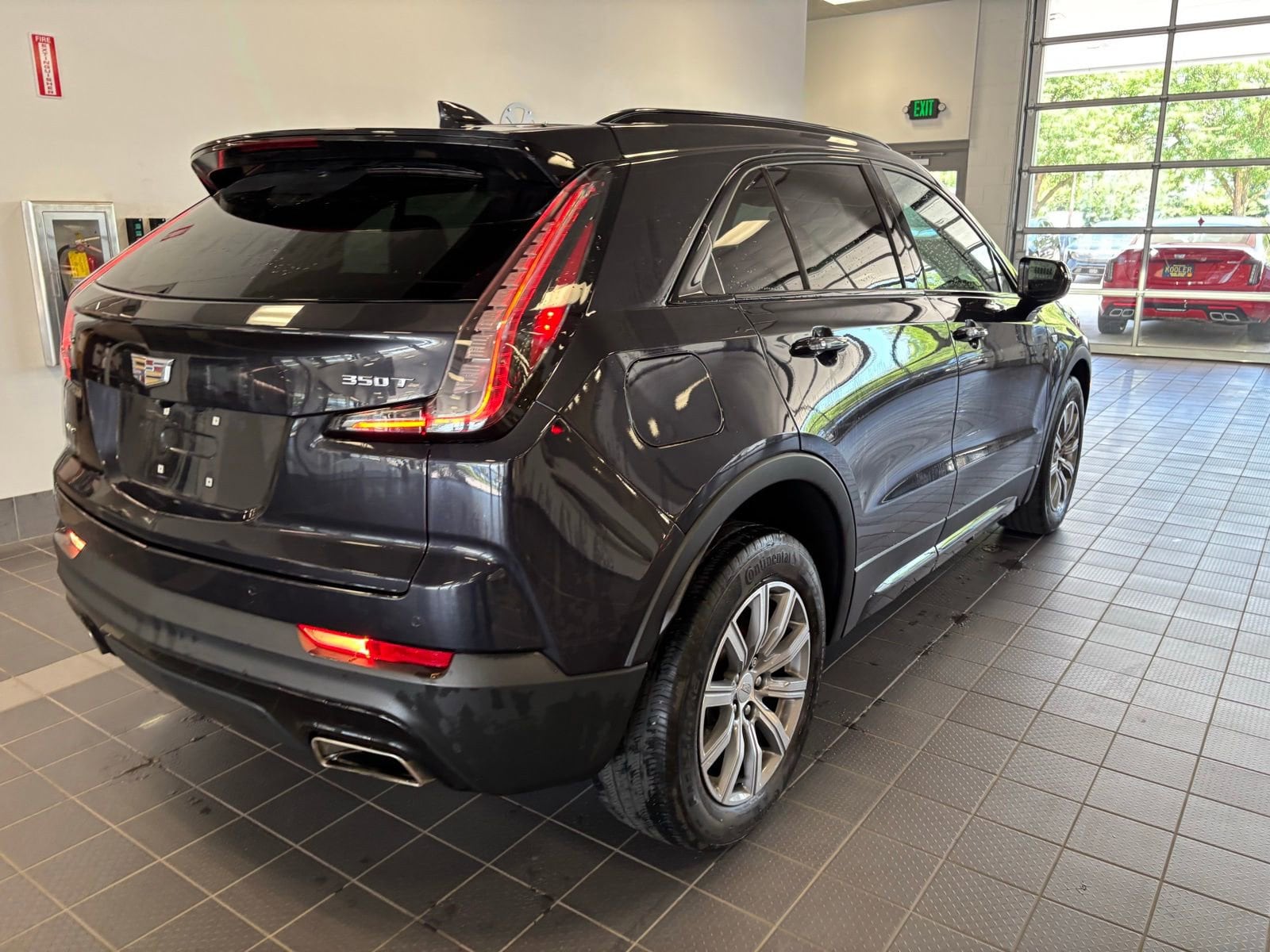 Thumbnail: 2023 Cadillac XT4 - 3