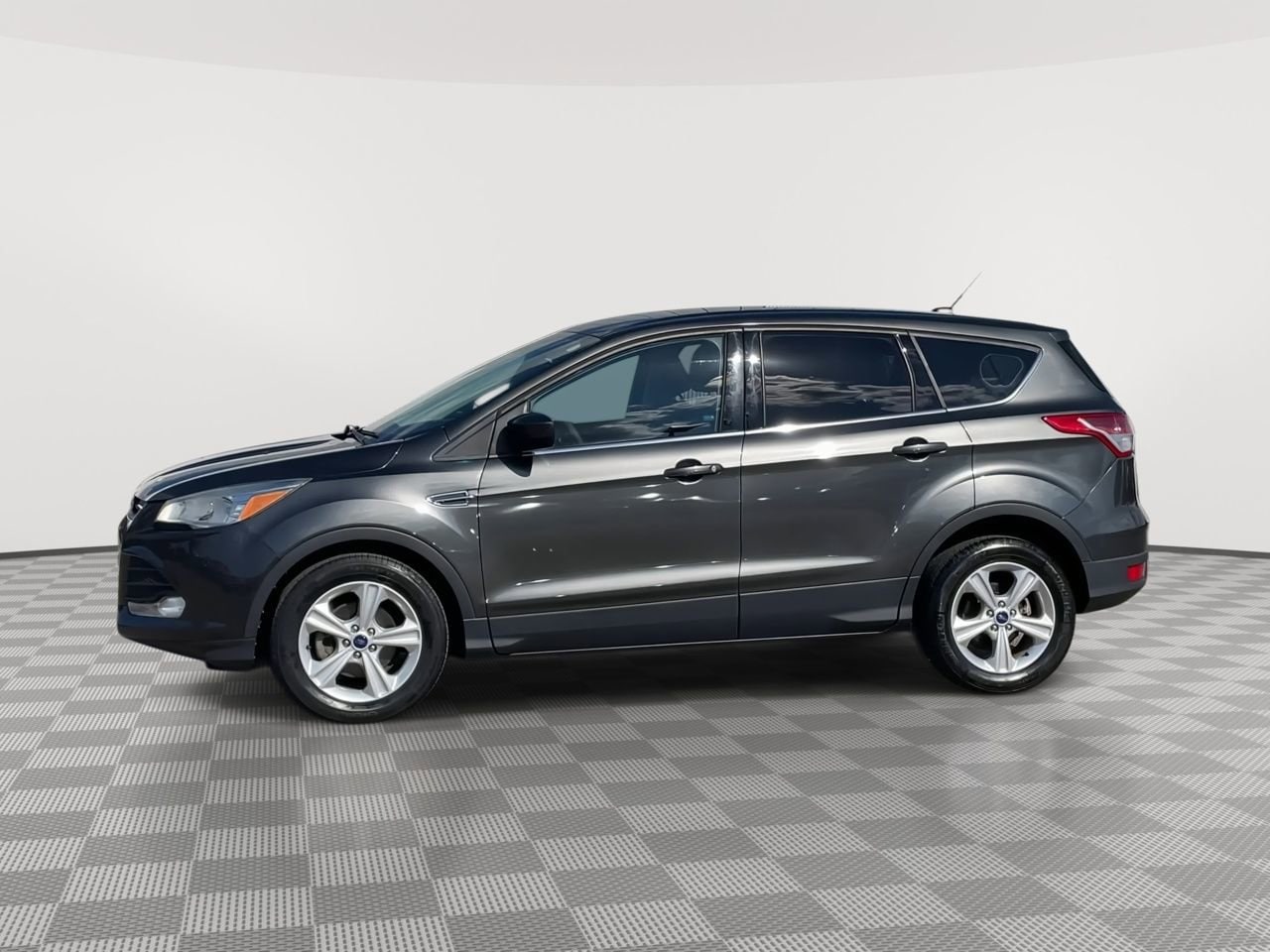 Thumbnail: 2016 Ford Escape - 5