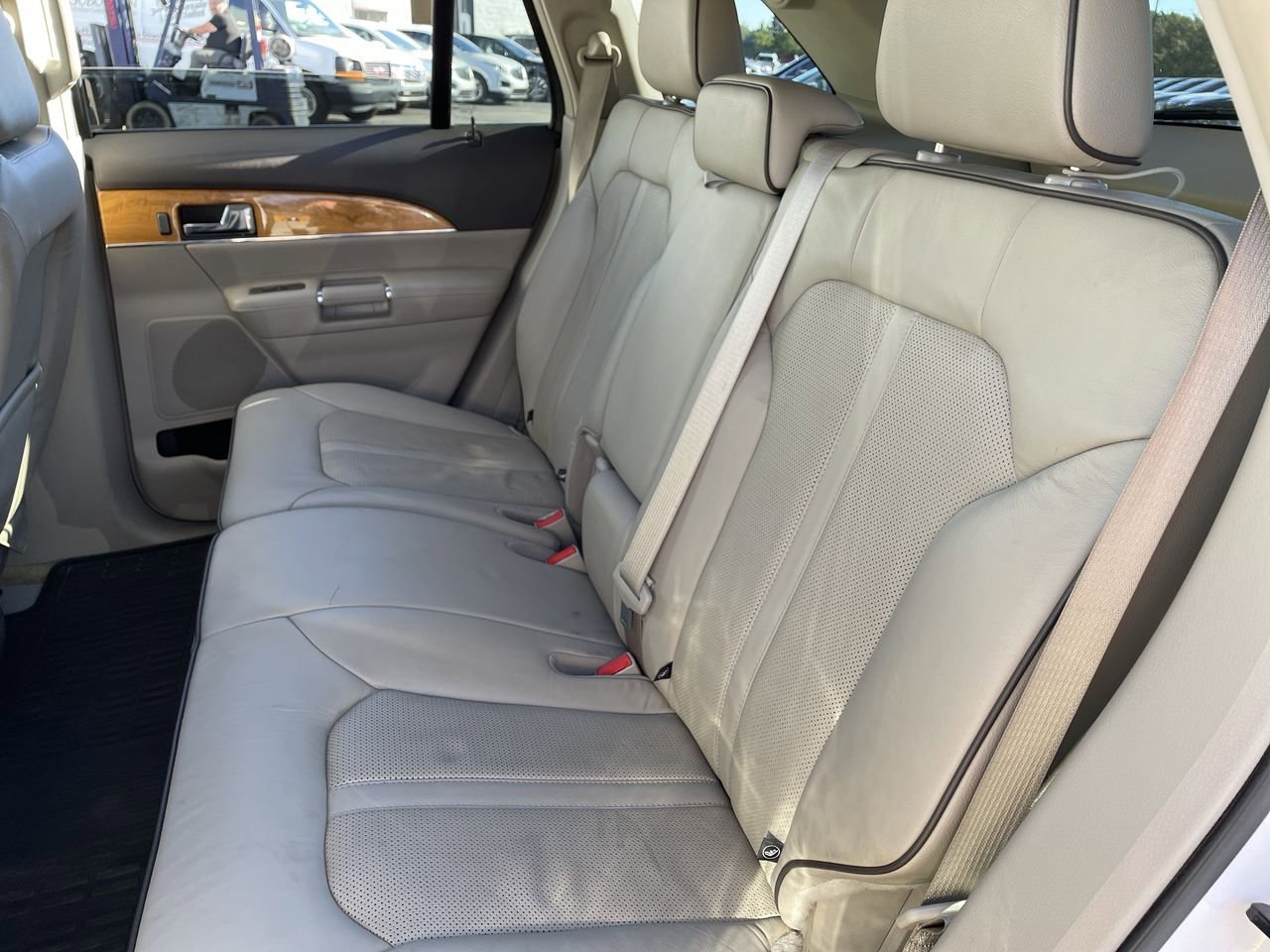 Thumbnail: 2015 Lincoln MKX - 19