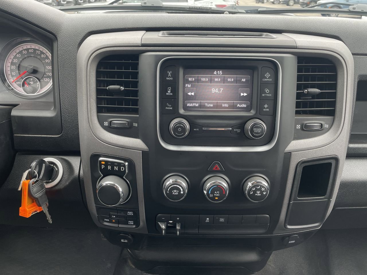 Thumbnail: 2021 RAM 1500 Classic - 13
