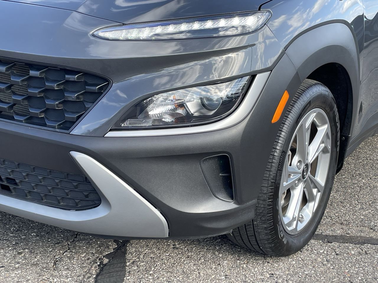 Thumbnail: 2023 Hyundai Kona - 31