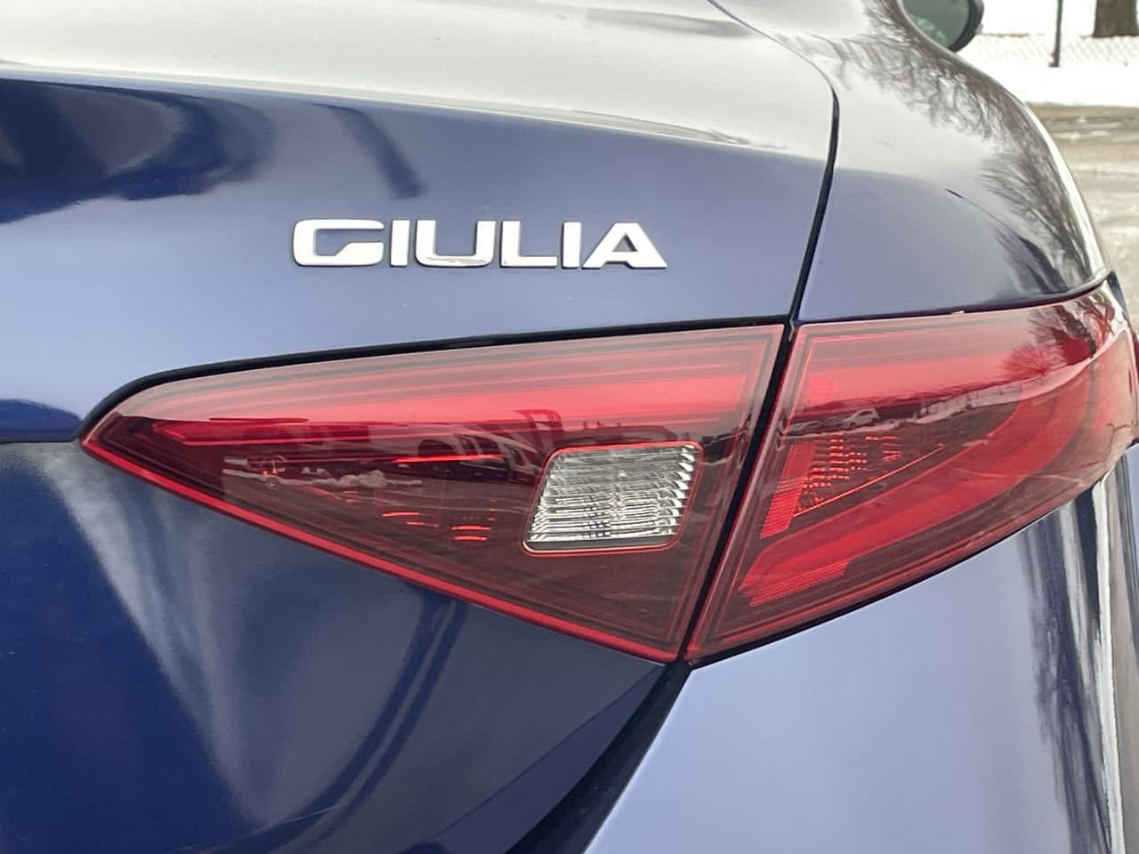 Thumbnail: 2019 Alfa Romeo Giulia - 39