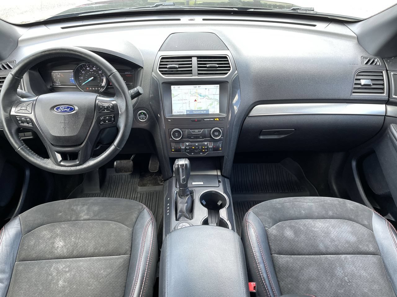 Thumbnail: 2018 Ford Explorer - 25