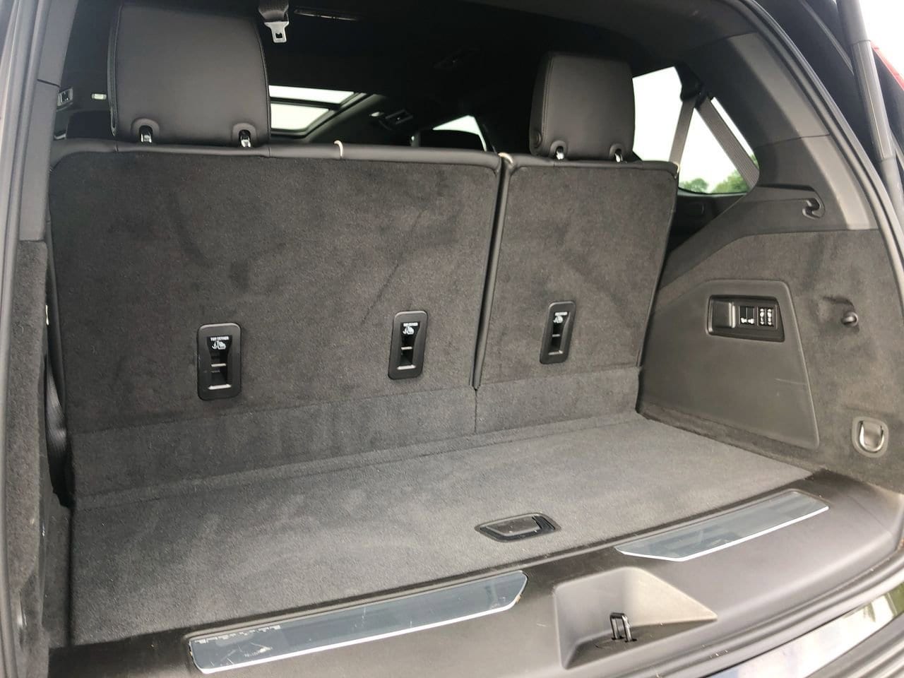 Thumbnail: 2023 Cadillac Escalade - 17