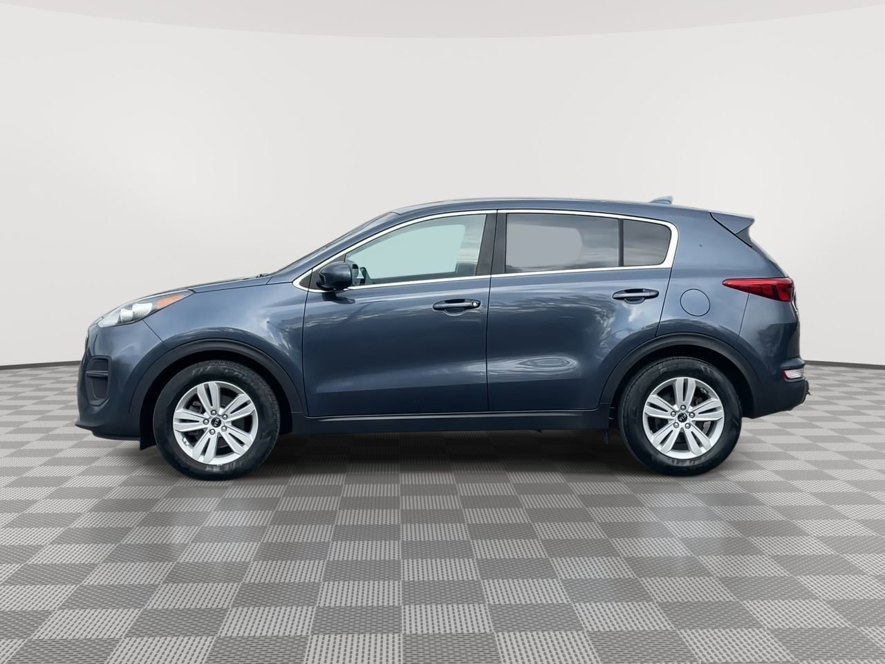Thumbnail: 2017 Kia Sportage - 5