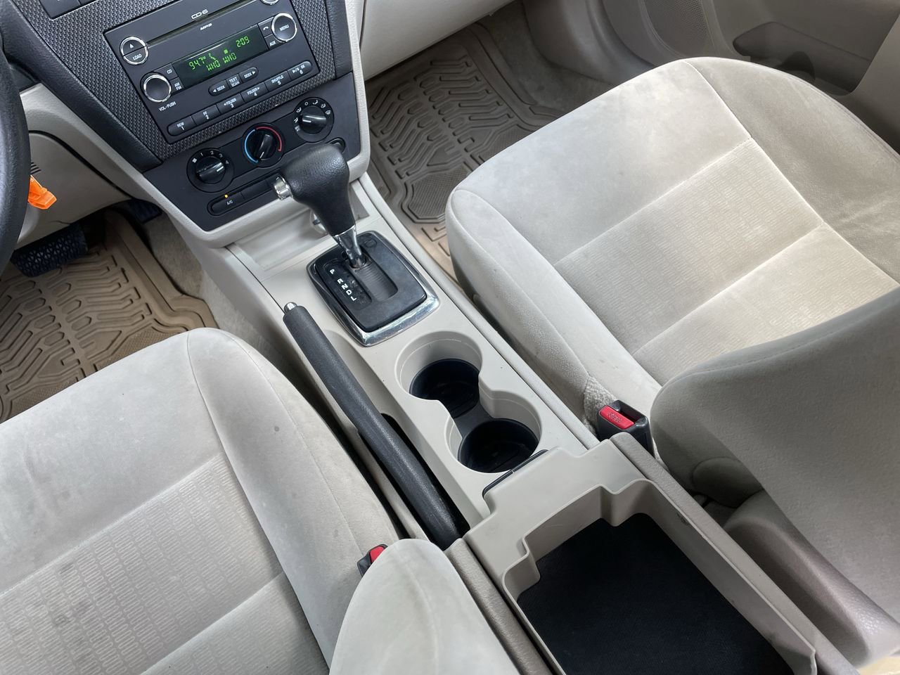 Thumbnail: 2009 Ford Fusion - 21