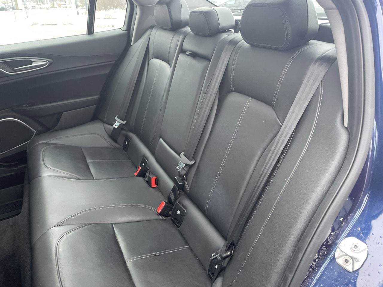 Thumbnail: 2019 Alfa Romeo Giulia - 18