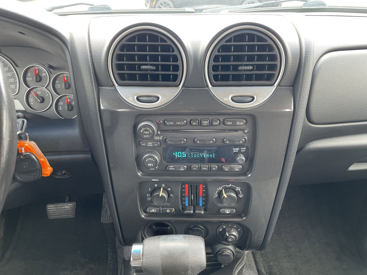 Thumbnail: 2006 GMC Envoy - 13