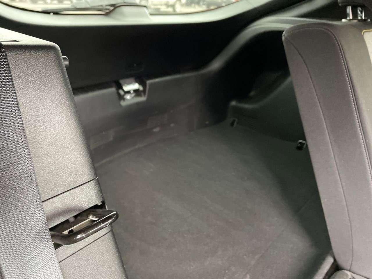 Thumbnail: 2021 Hyundai Veloster - 17