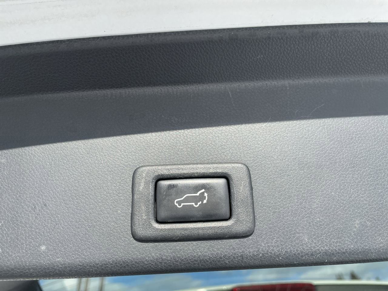 Thumbnail: 2019 Subaru Ascent - 18