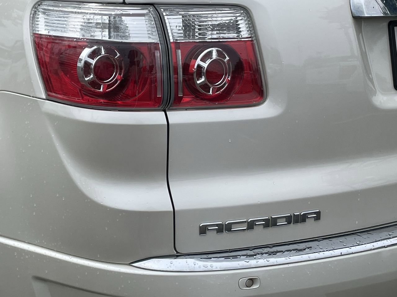 Thumbnail: 2012 GMC Acadia - 40