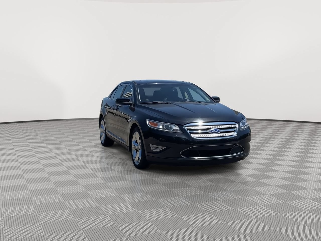 Thumbnail: 2011 Ford Taurus - 3