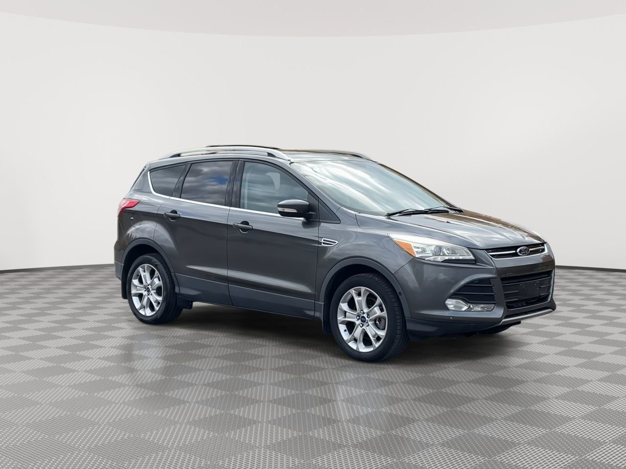 2016 Ford Escape Titanium photo 2