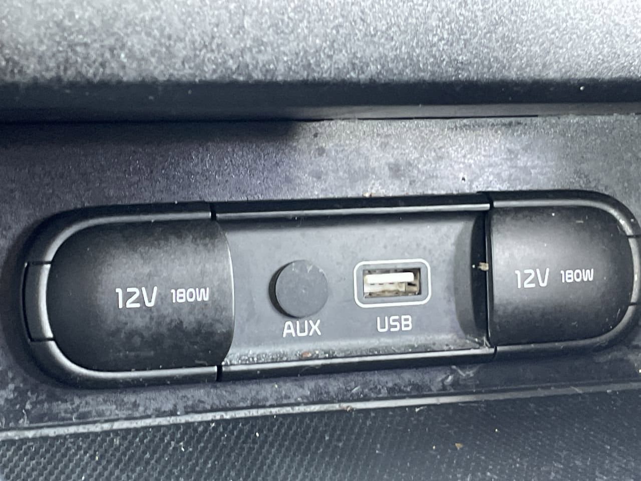 Thumbnail: 2019 Kia Forte - 22