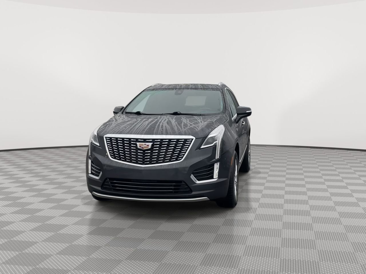 Thumbnail: 2022 Cadillac XT5 - 3