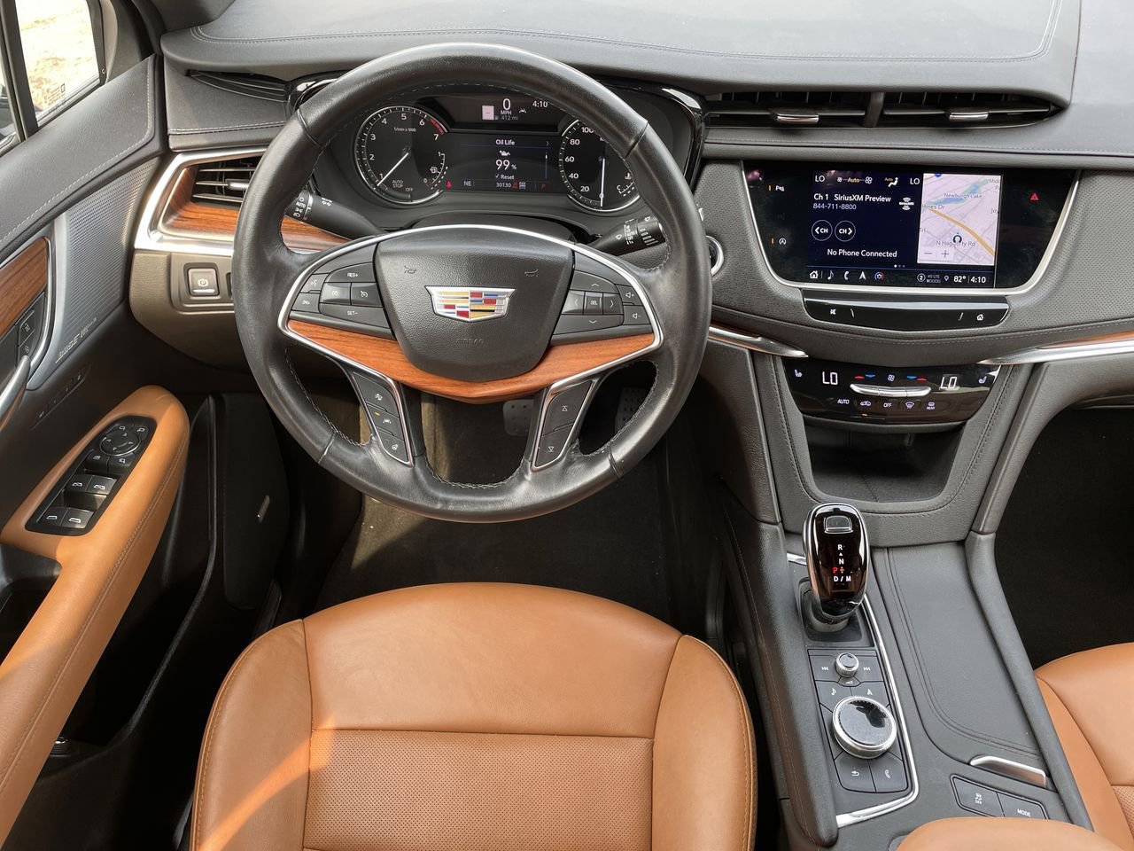 Thumbnail: 2023 Cadillac XT5 - 11