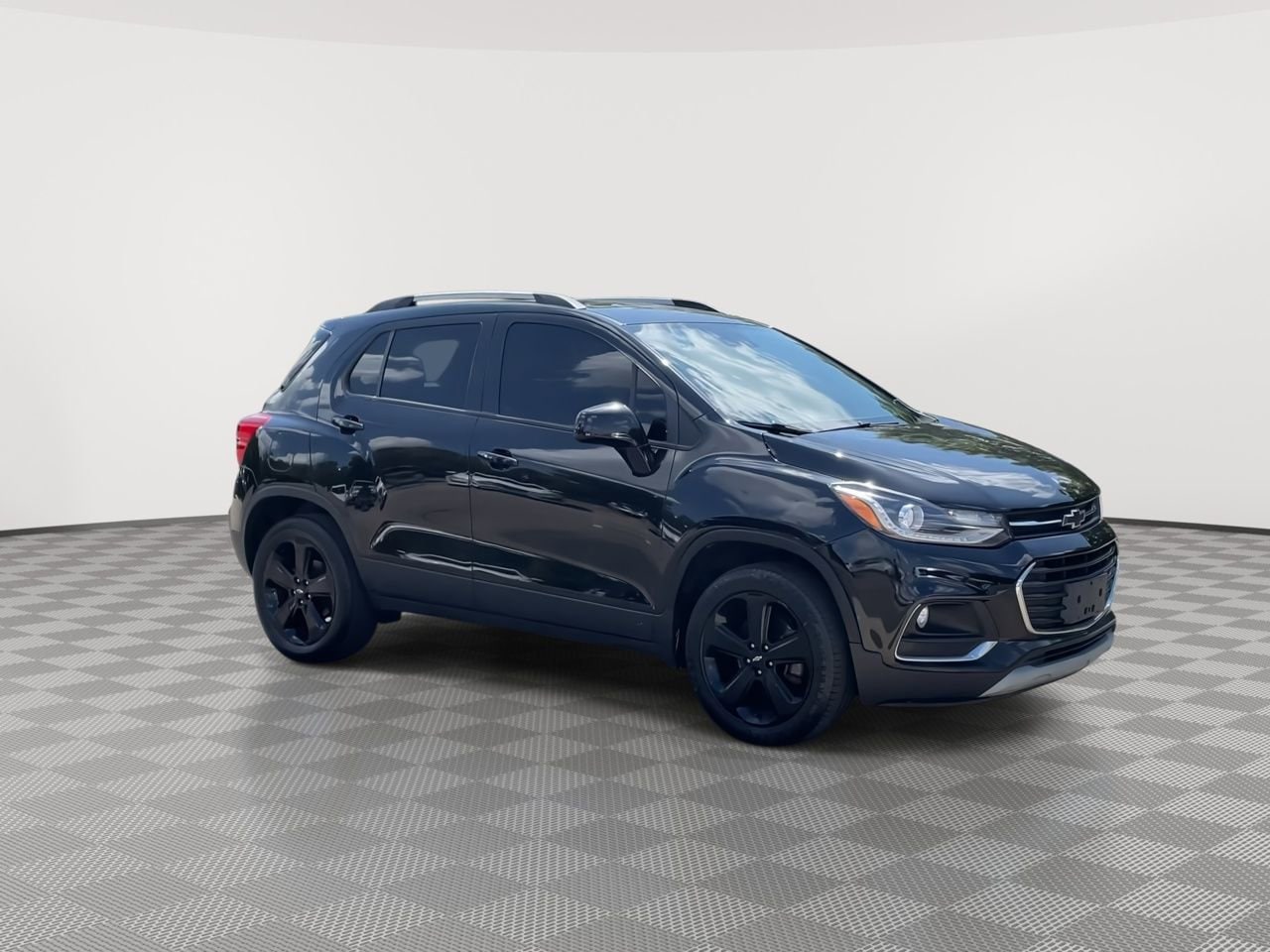 Thumbnail: 2019 Chevrolet Trax - 2