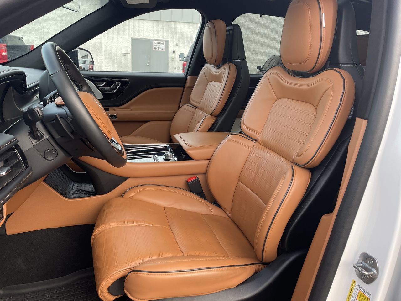 Thumbnail: 2024 Lincoln Aviator - 12