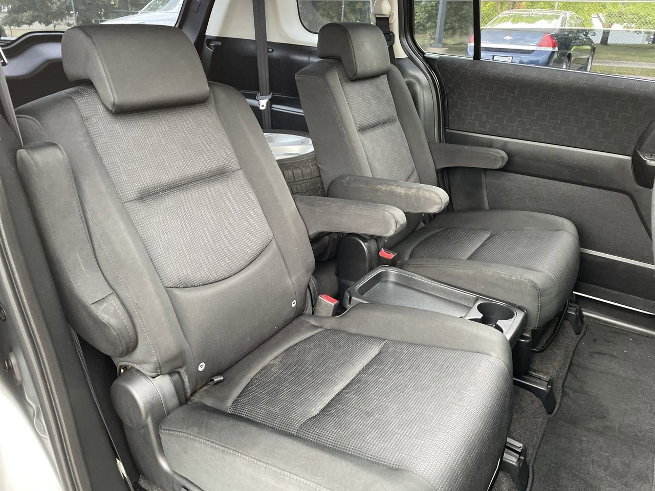 Thumbnail: 2010 Mazda Mazda5 - 15