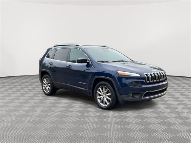 Used 2018 Jeep Cherokee Limited with VIN 1C4PJMDX3JD572183 for sale in Plymouth, MI