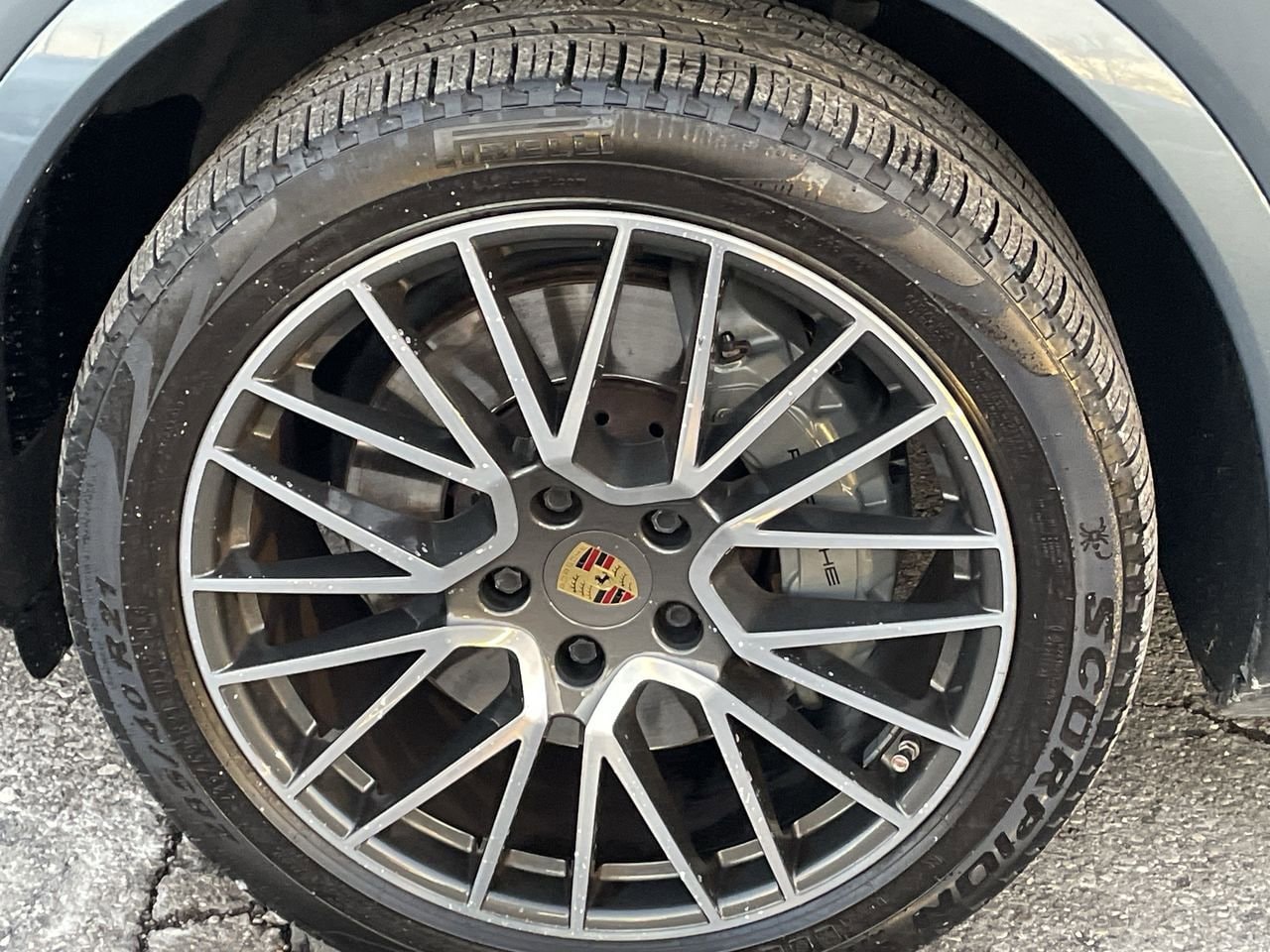 Thumbnail: 2019 Porsche Cayenne - 39