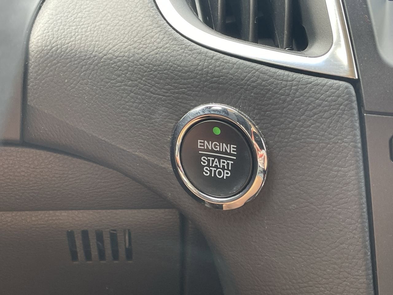 Thumbnail: 2019 Ford Edge - 31