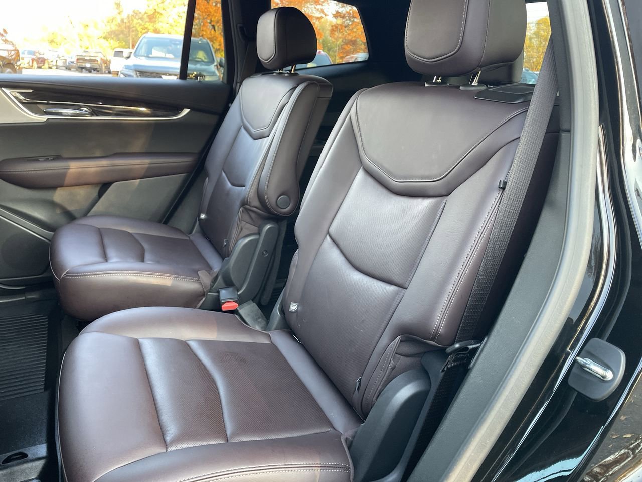 Thumbnail: 2022 Cadillac XT6 - 20