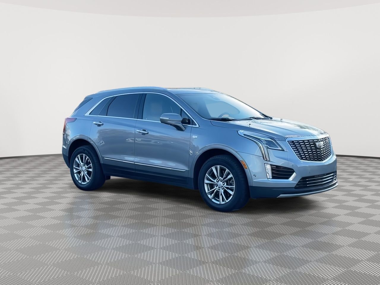 Thumbnail: 2023 Cadillac XT5 - 2