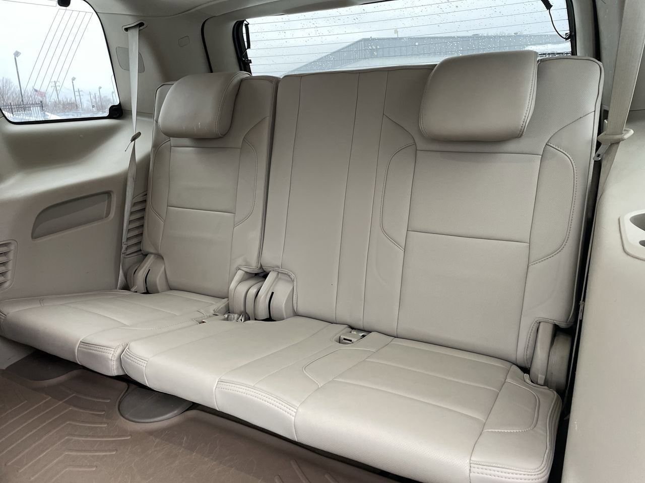 Thumbnail: 2016 GMC Yukon - 19