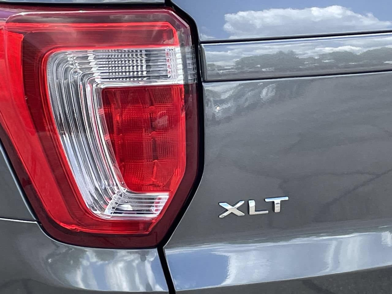 Thumbnail: 2018 Ford Explorer - 39