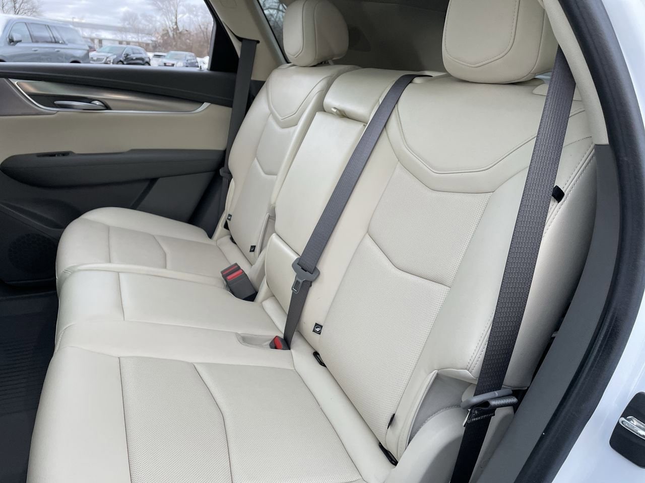 Thumbnail: 2023 Cadillac XT5 - 19