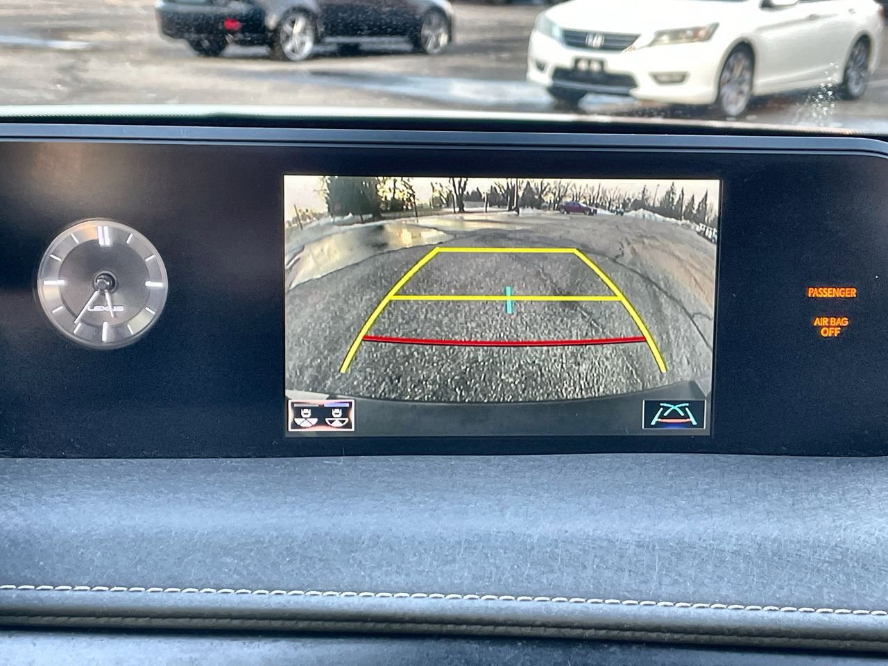 Thumbnail: 2020 Lexus UX - 27